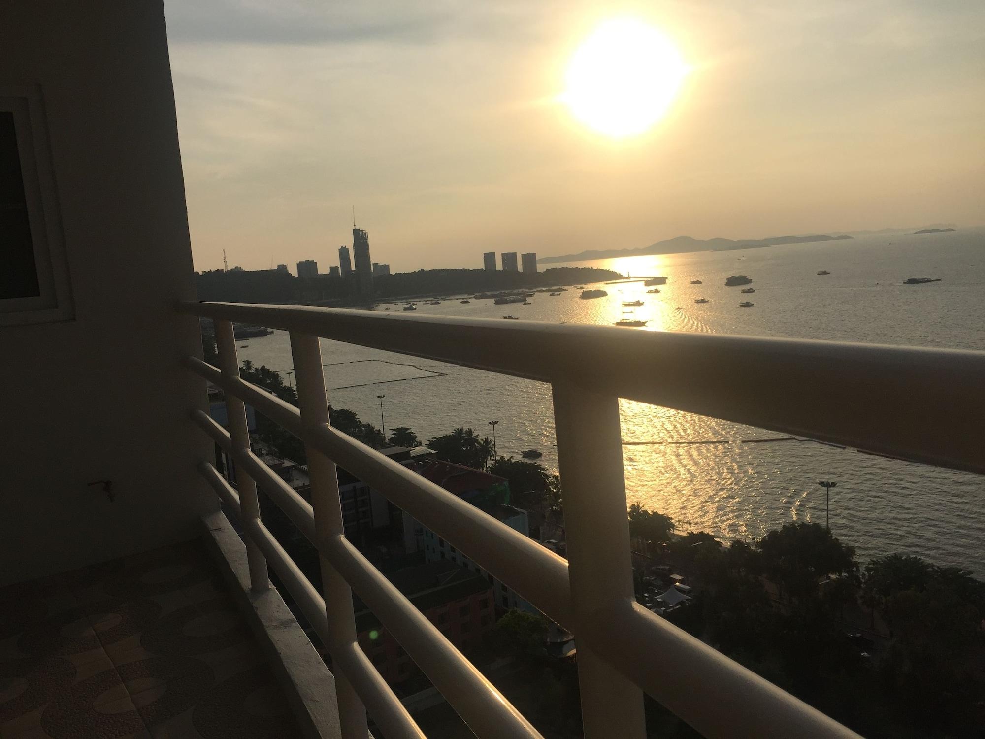 View Talay 6 Condominium By Honey Pattaya Exterior photo